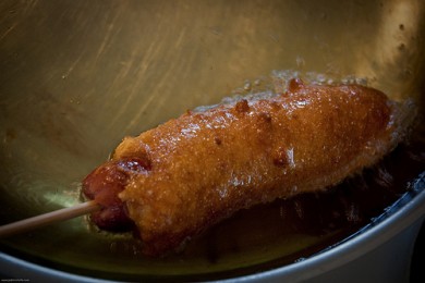 Корн доги в кукурузном тесте - приготовление