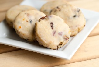 Апельсиновое печенье с ягодами