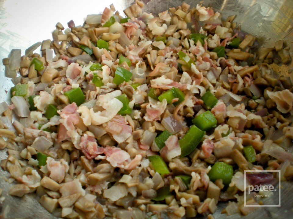 Фаршированные грибы с панчеттой - Шаг 6