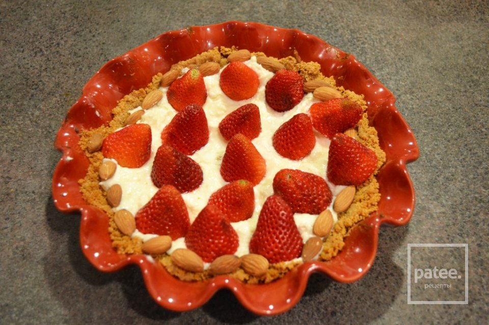 Тарт с клубникой и миндалем - Шаг 8