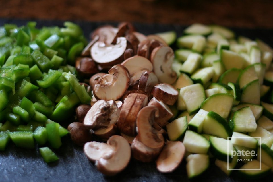 Пирожки с грибами и шпинатом - Шаг 2