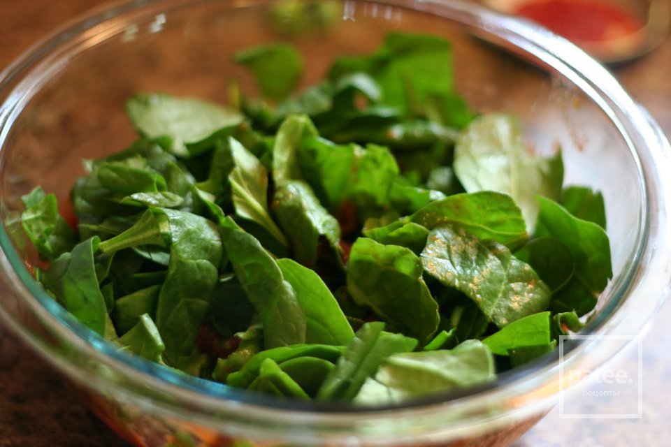 Пирожки с грибами и шпинатом - Шаг 6