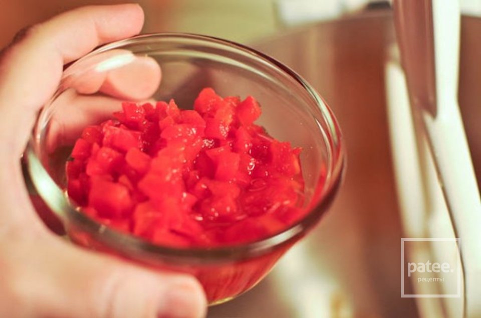 Острая подлива с сыром и пименто - Шаг 7