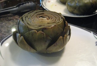 Вареные артишоки