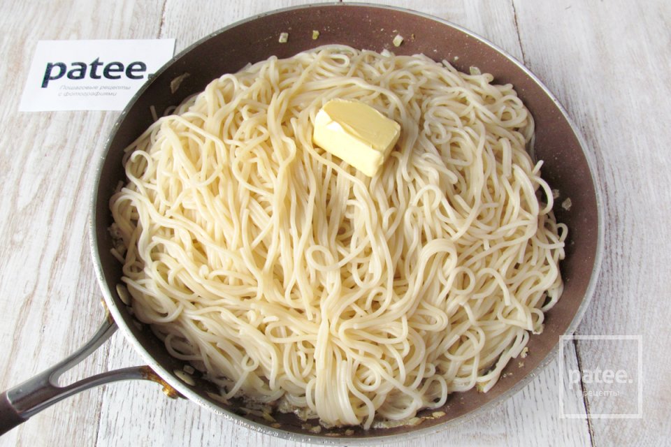 Спагетти с говядиной и шампиньонами - Шаг 13