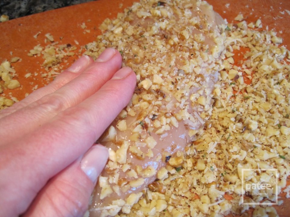 Куриное филе с орехами и розмарином - Шаг 4