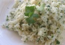Рис с кинзой