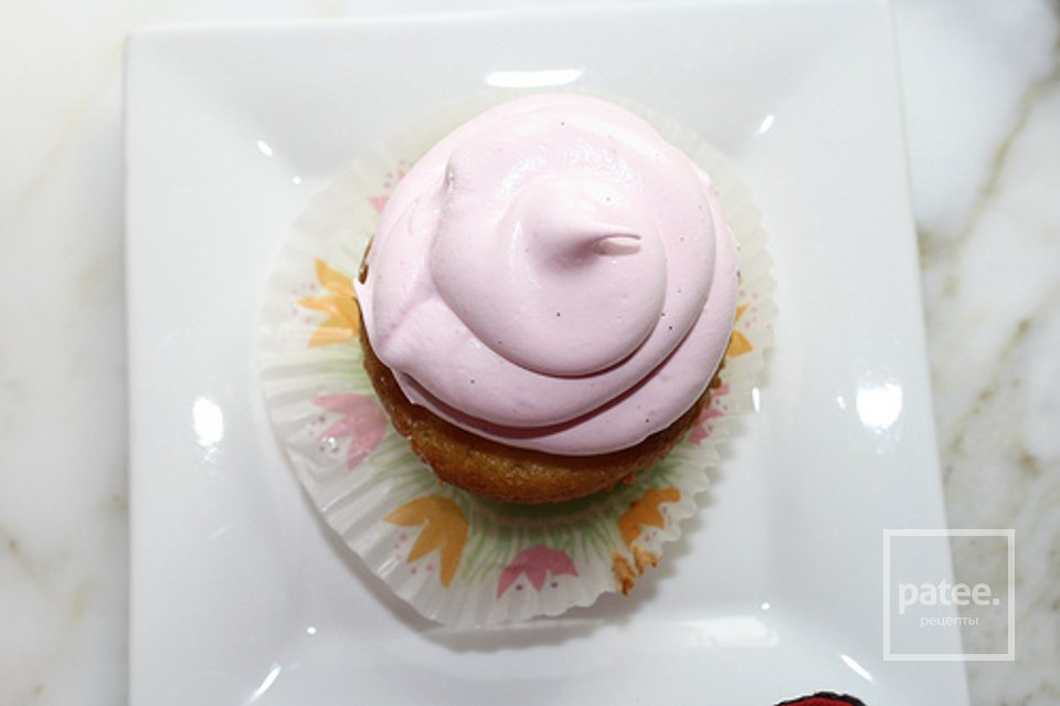 Кексы с зефирным кремом - Шаг 14