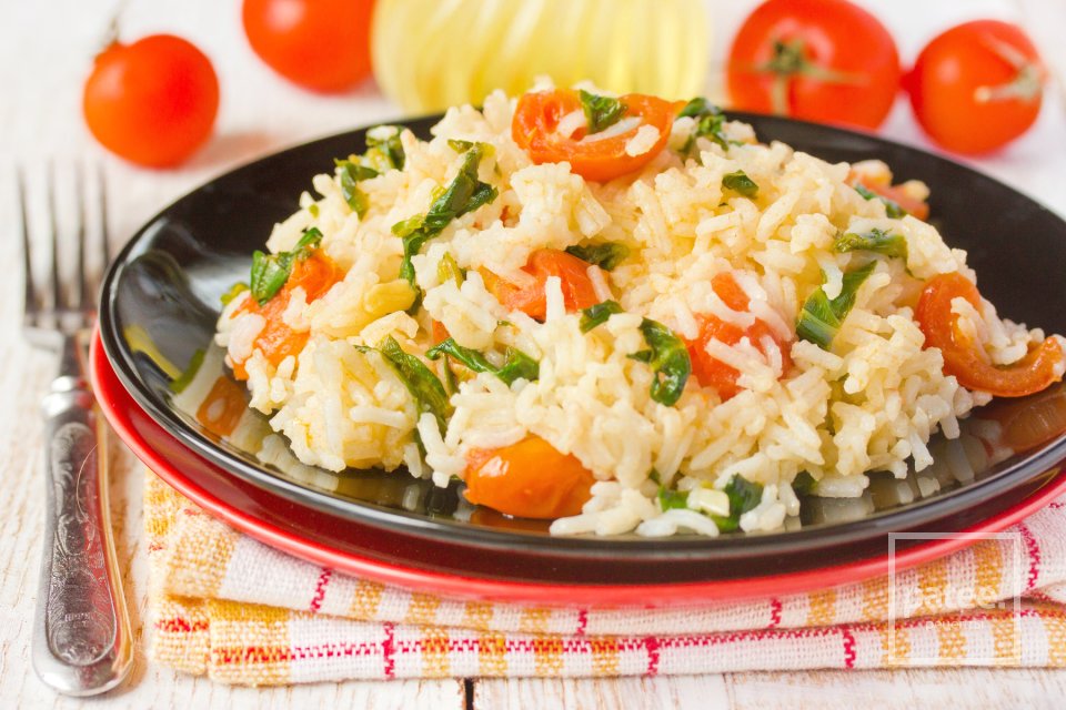 Рис со шпинатом и помидорами черри - Шаг 13