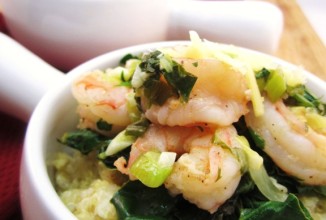 Киноа с креветками