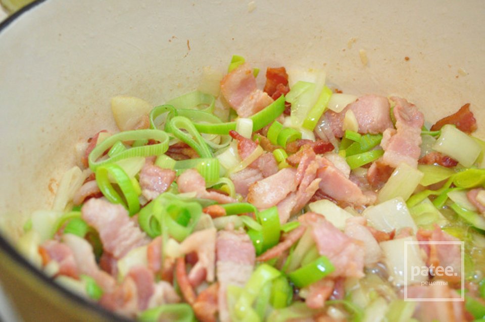 Курица с грибами в винном соусе - Шаг 4