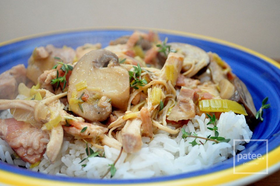 Курица с грибами в винном соусе - Шаг 17