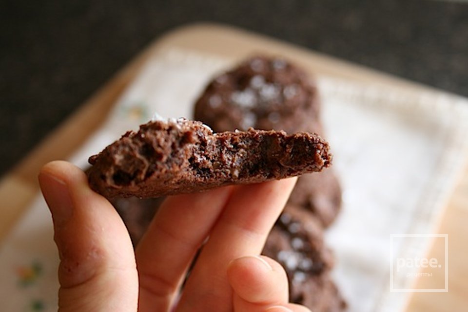 Соленое шоколадное печенье - Шаг 13