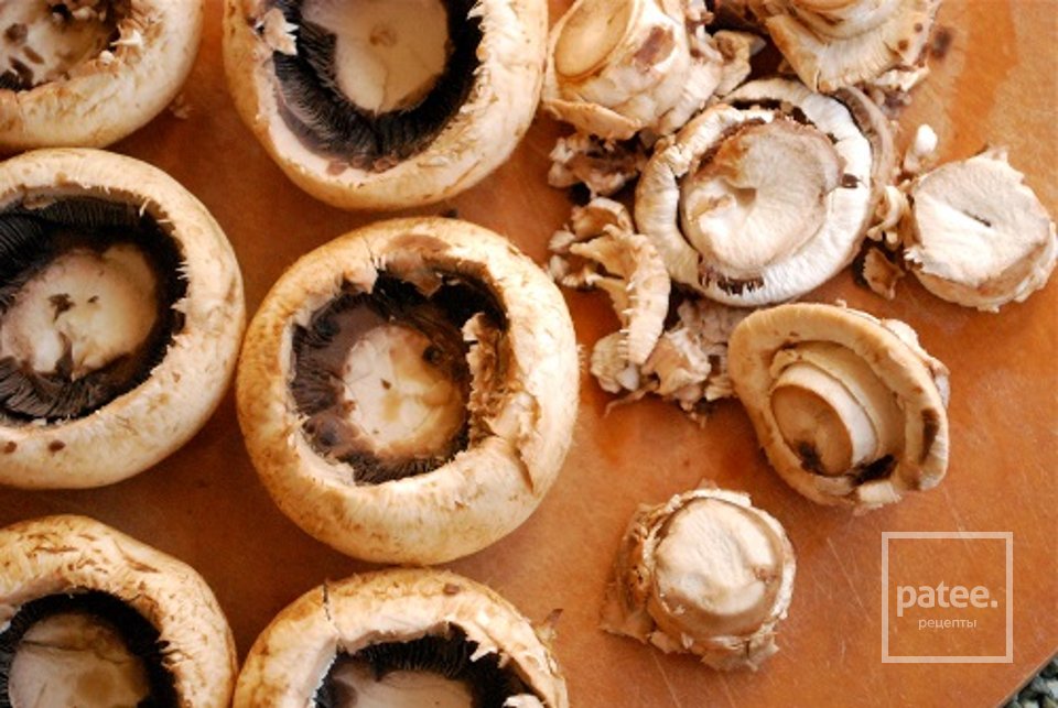 Фаршированные грибы - Шаг 6