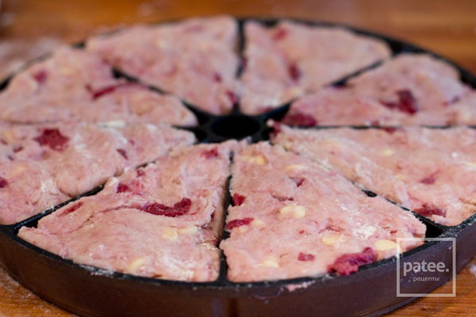 Печенье с вишней и шоколадом - Шаг 8