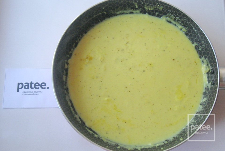 Тефтели в сливочно-сырном соусе - Шаг 15