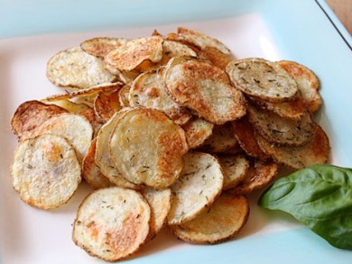 Рецепт Картофельные чипсы с сушеной зеленью
