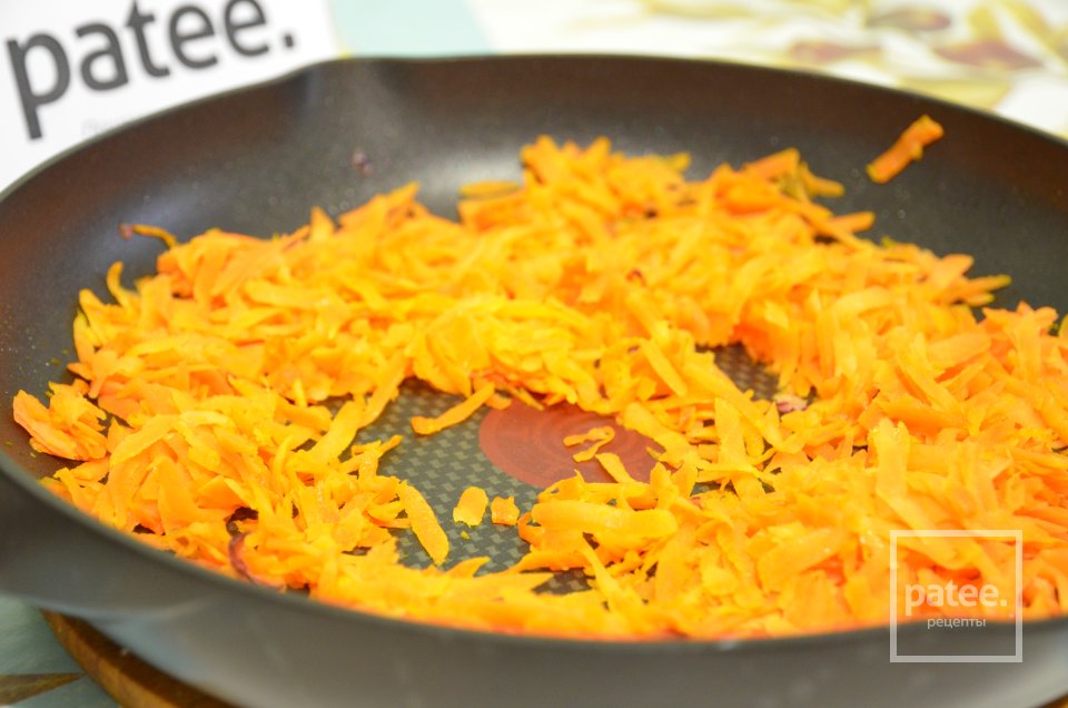 Грибной салат Пальчики оближешь - Шаг 7