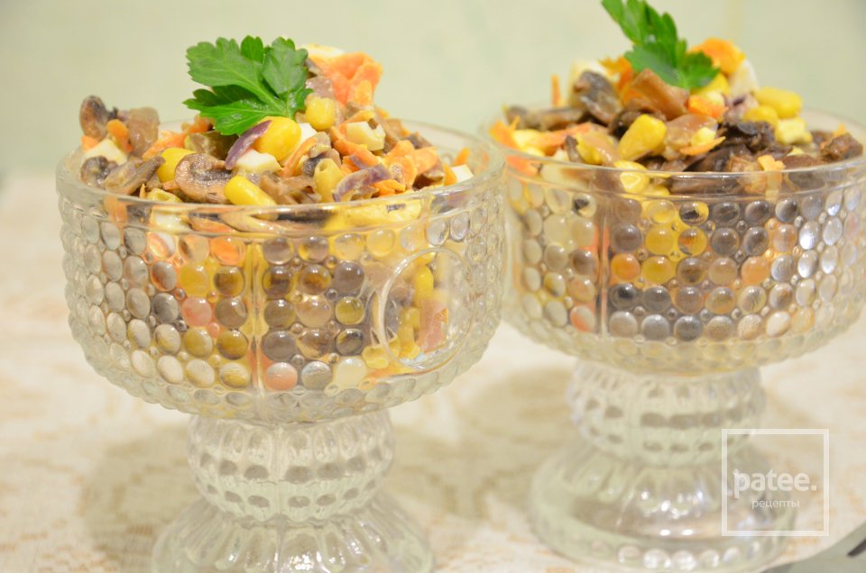 Грибной салат Пальчики оближешь - Шаг 16