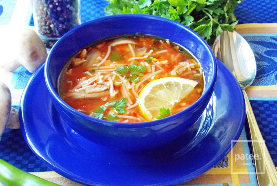 Томатный суп с вермишелью и грибами по-турецки - Шаг 11