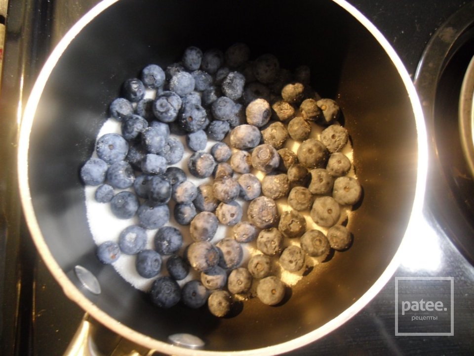Блины с черникой - Шаг 5