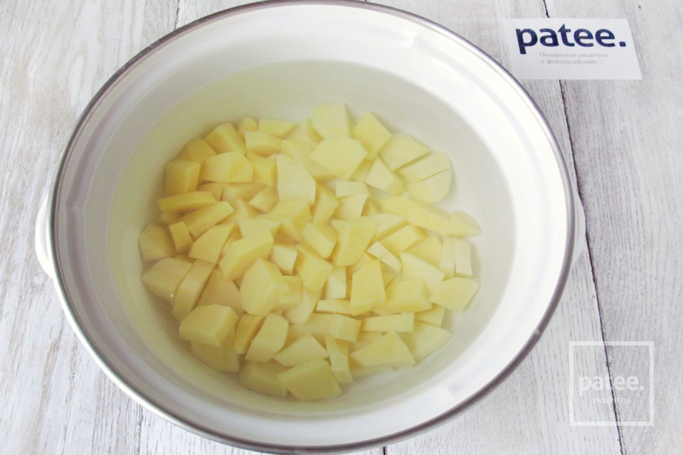 Щи с фасолью и рыбными консервами - Шаг 3