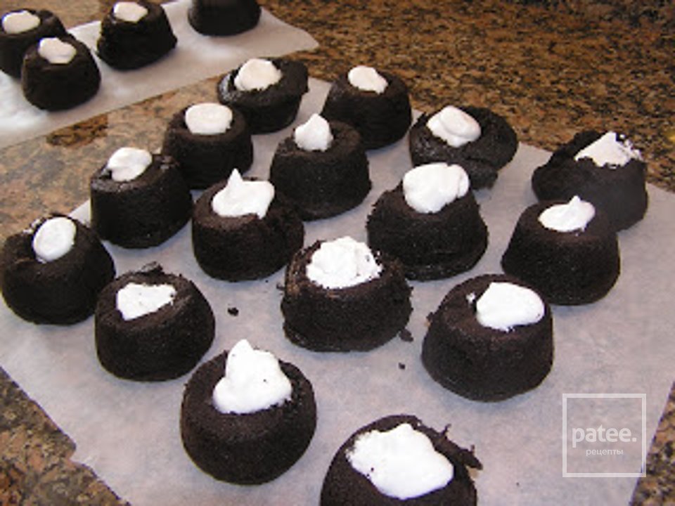 Шоколадные кексы с кокосом - Шаг 14