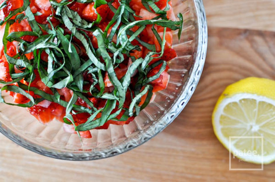 Клубнично-манговая сальса - Шаг 4