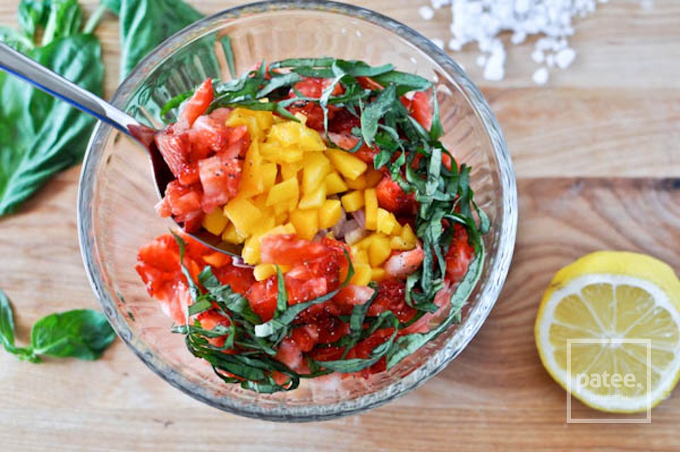 Клубнично-манговая сальса - Шаг 6