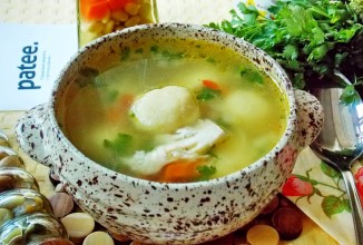 Суп с заварными манными кнелями