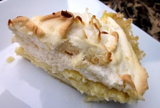 Кокосовый пирог с меренгой