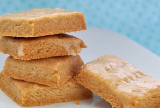 Песочное печенье с лимонной глазурью