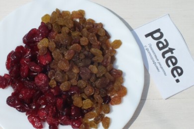 Пирог со щавелем и сухофруктами - приготовление