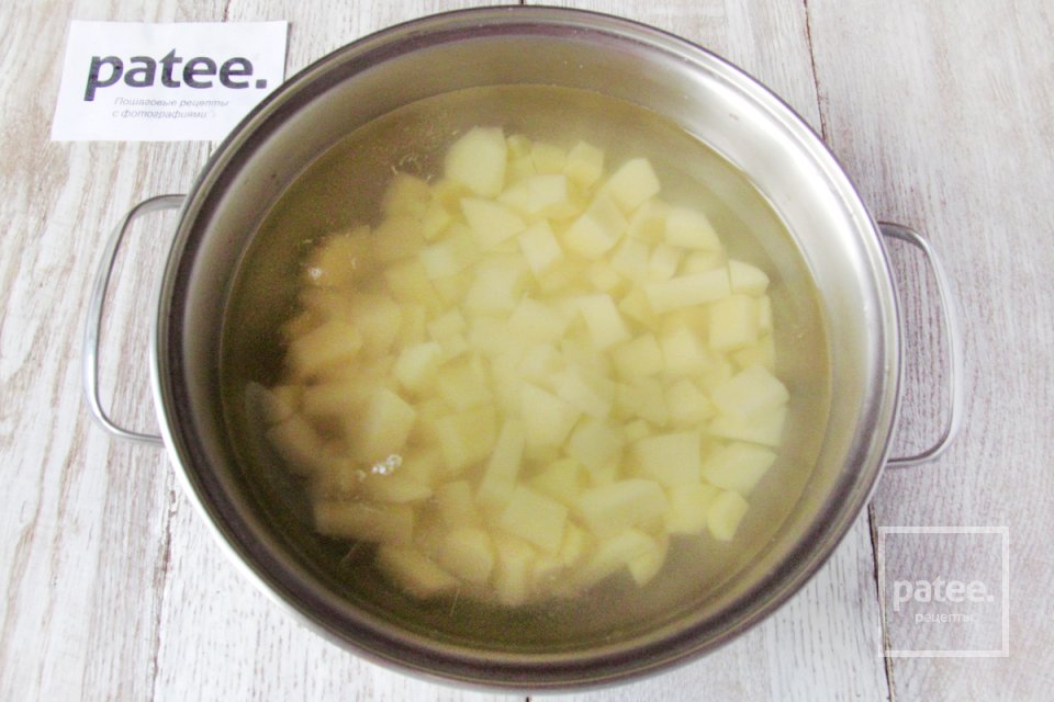 Суп с печёночными кнелями - Шаг 2