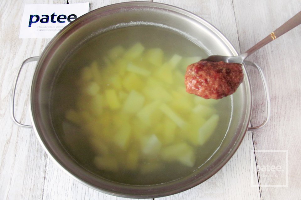 Суп с печёночными кнелями - Шаг 10