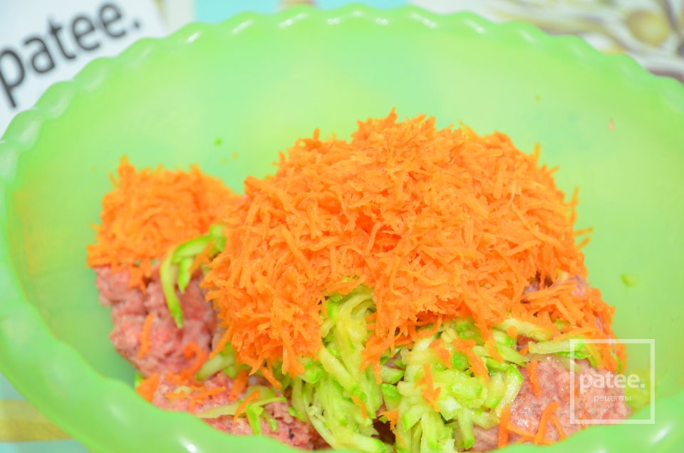 Сочные котлеты из фарша - Шаг 8