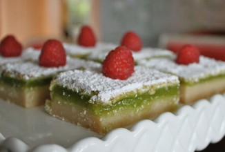 Лаймовые пирожные с макадамией