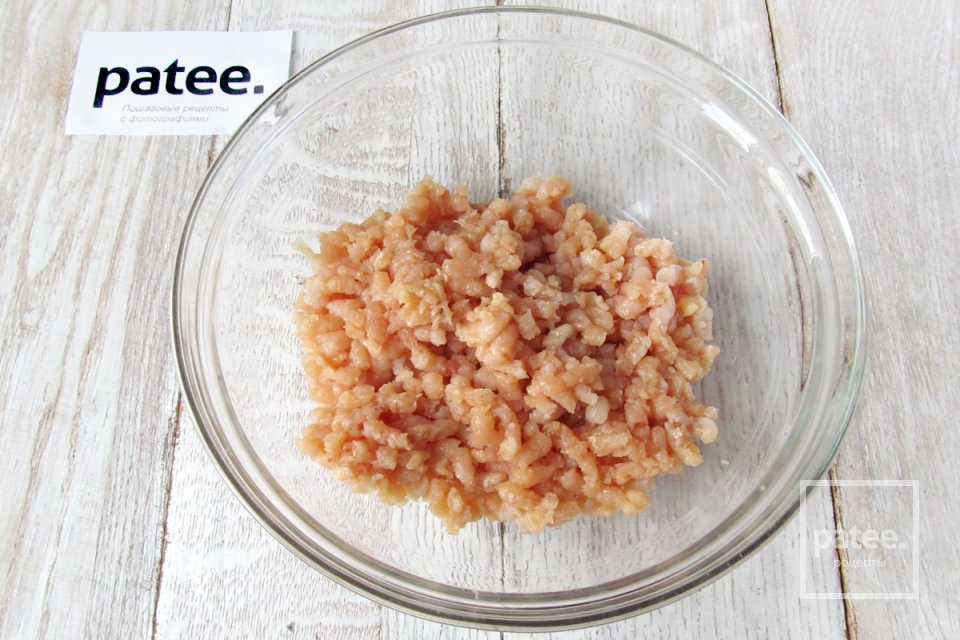 Нежные куриные котлеты с сыром - Шаг 6