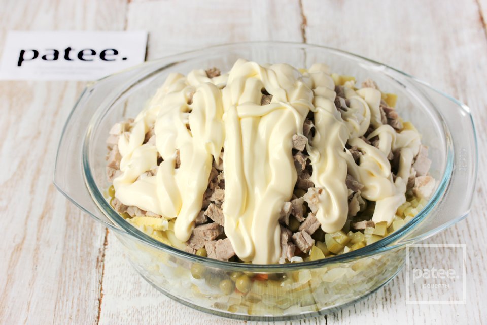 Салат Оливье со свининой - Шаг 11