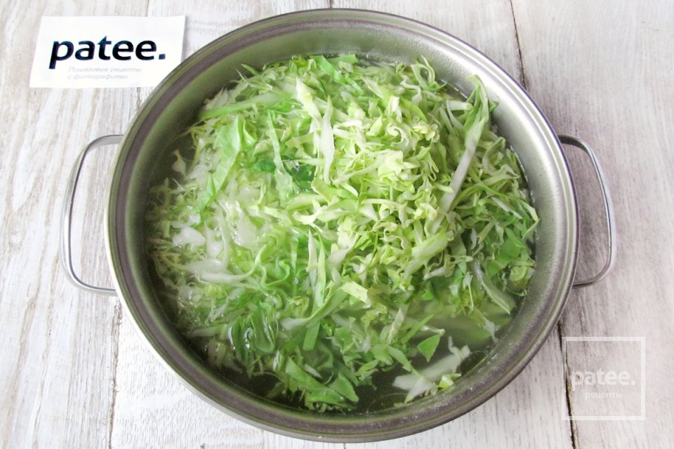 Щи из молодой капусты - Шаг 11