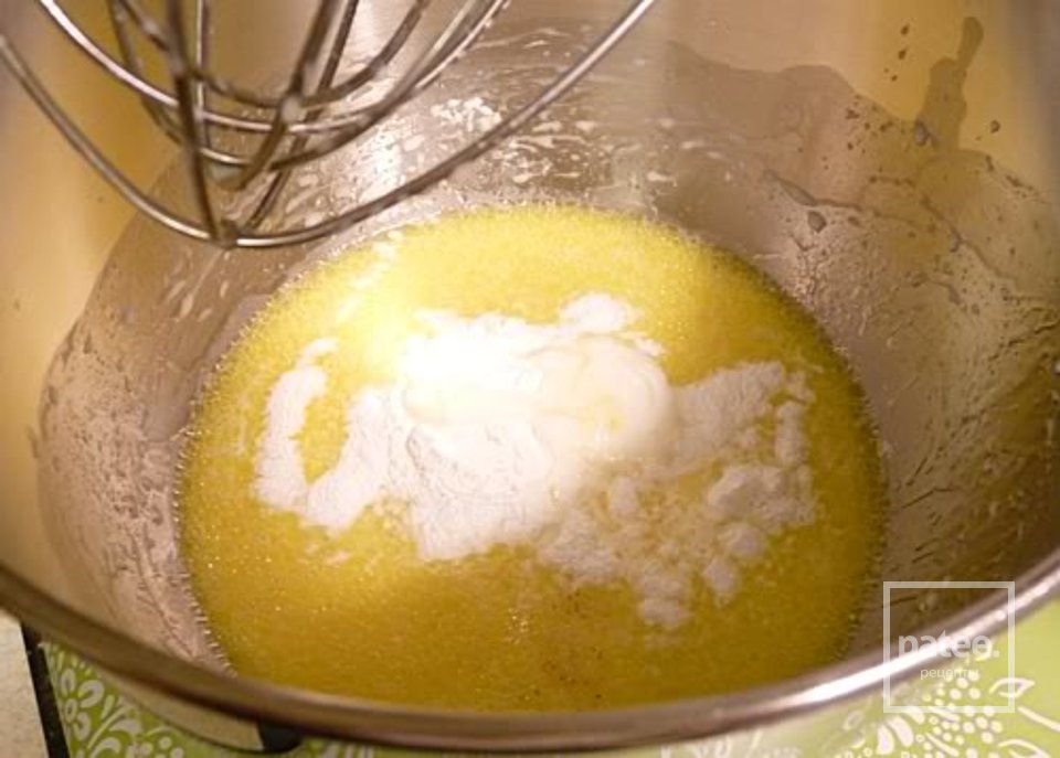 Блины с пеканом и гранолой - Шаг 6