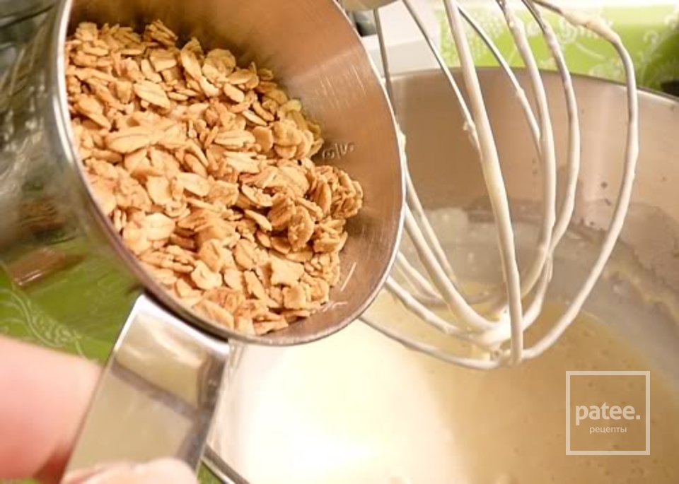 Блины с пеканом и гранолой - Шаг 9