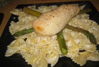 Паста со спаржей и курицей