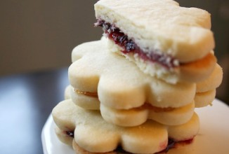 Печенье-сэндвичи с джемом