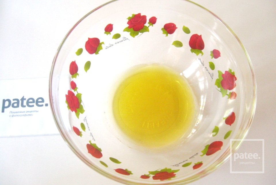 Курица в медово-соевом соусе, фаршированная рисом и грибами - Шаг 2