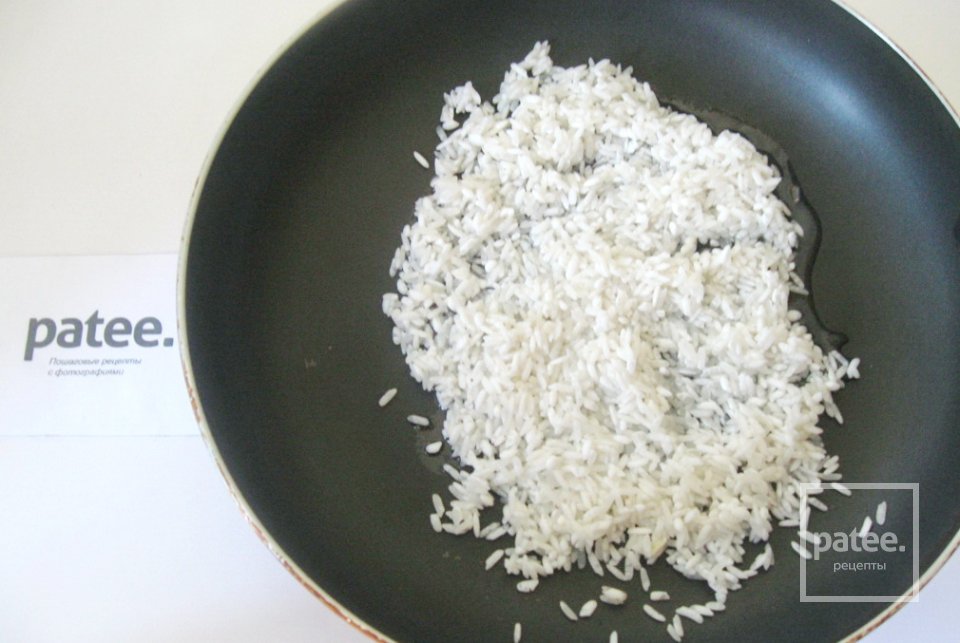 Курица в медово-соевом соусе, фаршированная рисом и грибами - Шаг 11