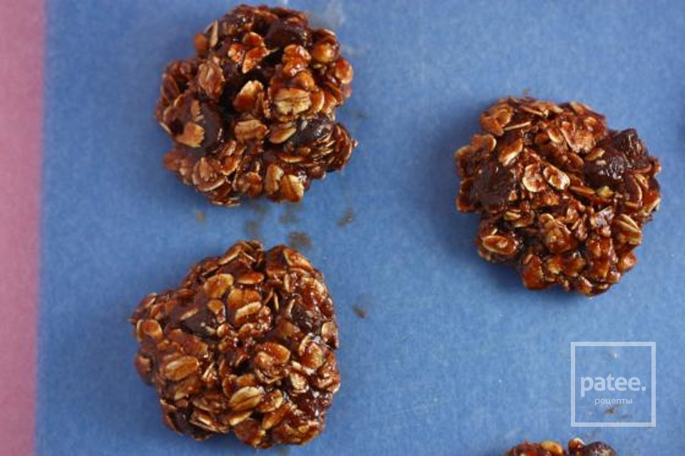Шоколадно-овсяное печенье - Шаг 6