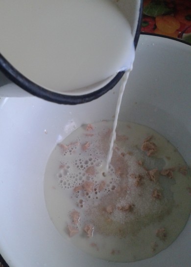 Пирожки с вишней и абрикосами. - Шаг 1