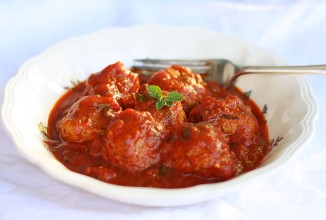 Бараньи фрикадельки с мятой и розмарином