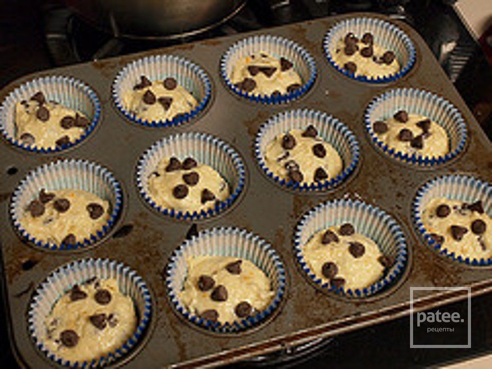 Апельсиновые кексы с шоколадом - Шаг 7